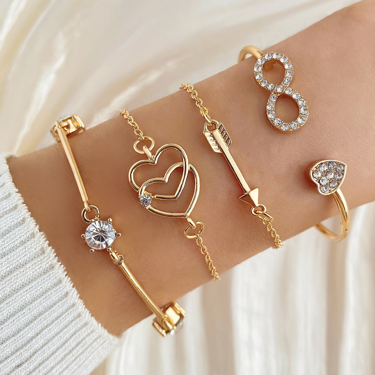 A European and American cross-border new products stack and wear personalized street auction love bracelet four-piece set exaggerated thread chain alloy bracelet women - Mixbatch