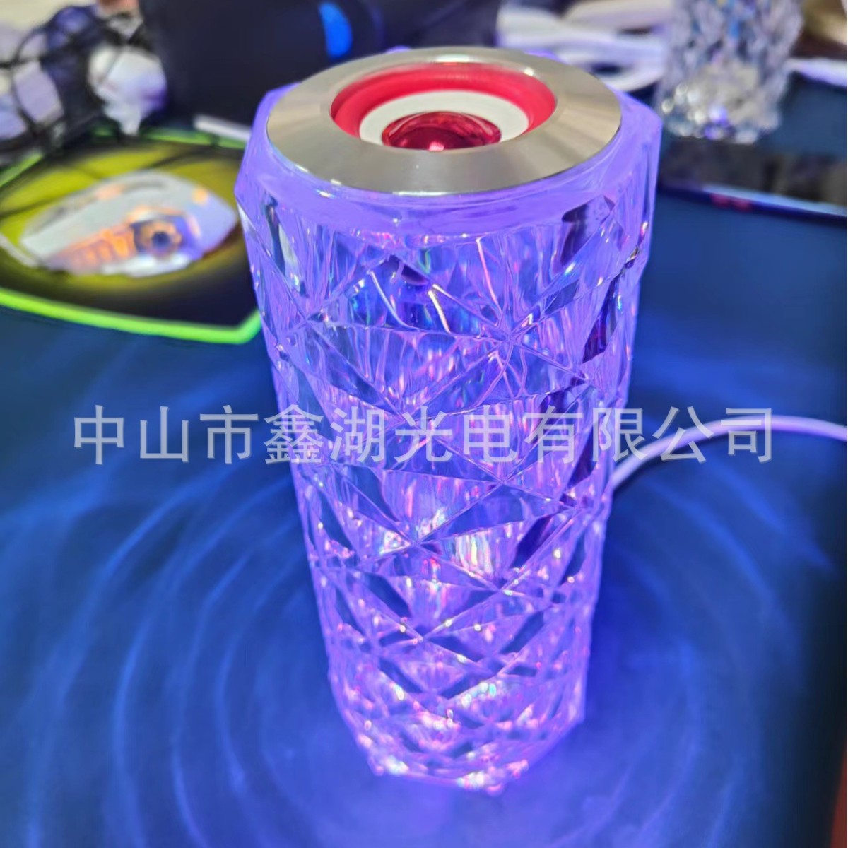 A Bluetooth audio crystal desk lamp