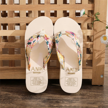 A Internet celebrity new women's cool slippers small height increase non-slip clip foot flip-flop slope bottom student cool summer
