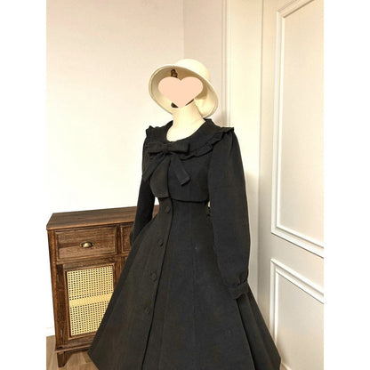A jacket strap skirt set