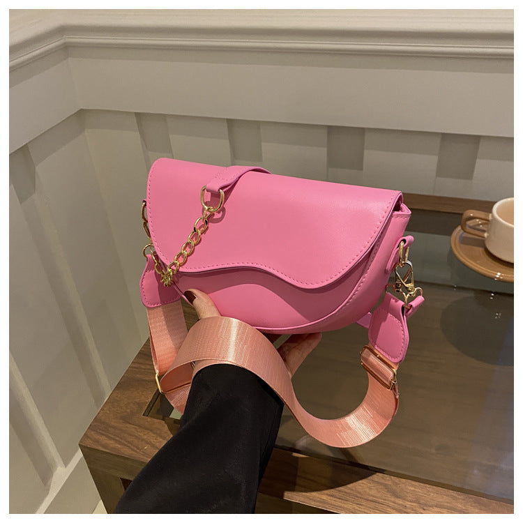 A Spring new chain saddle bag wide shoulder strap single shoulder messenger bag foreign style leisure bag - Mixbatch