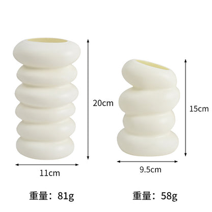 A plastic vase spiral Nordic simple imitation glazed porcelain creative wind flower arrangement ornament dry and wet flower vase simulation vase