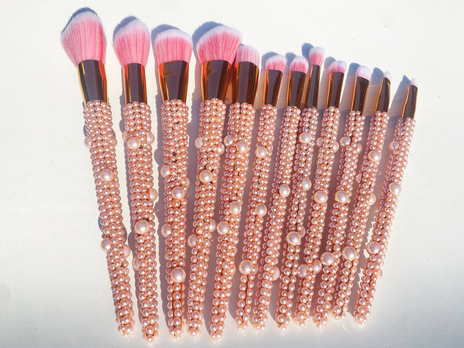 A 12 pcs full of diamond makeup brushes professional face and eye beauty kit, full of diamond Blingbling beauty - Mixbatch