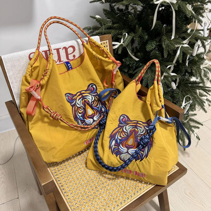 A ball chain bag handbag women's new messenger commuter armpit bag women's shoulder large capacity tote bag