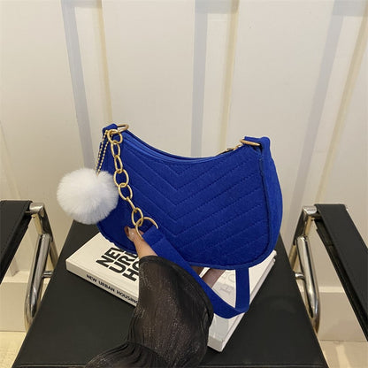 A summer new fresh felt armpit bag indentation fashion single shoulder foreign style small square bag