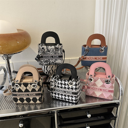 A new children's bag fashionable versatile diamond small bag - Mixbatch