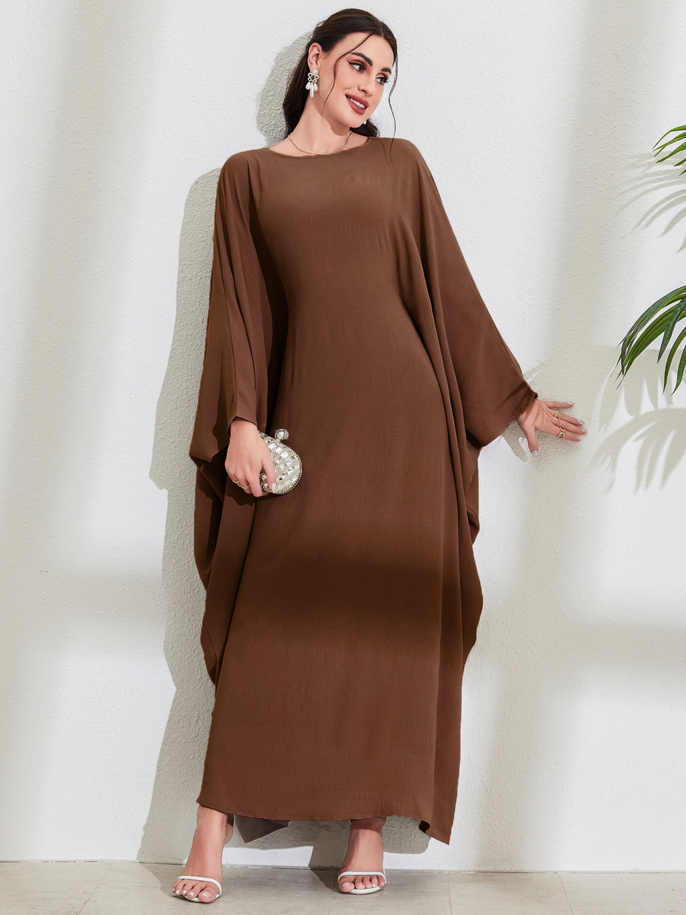 Cross-border new Muslim robe, Middle Eastern Arabic dress, straps, bat sleeves, crew neck, fashionable and elegant dress - Mixbatch