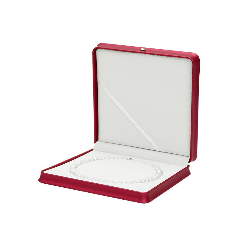 A PU leather jewelry high-end box custom LOGO