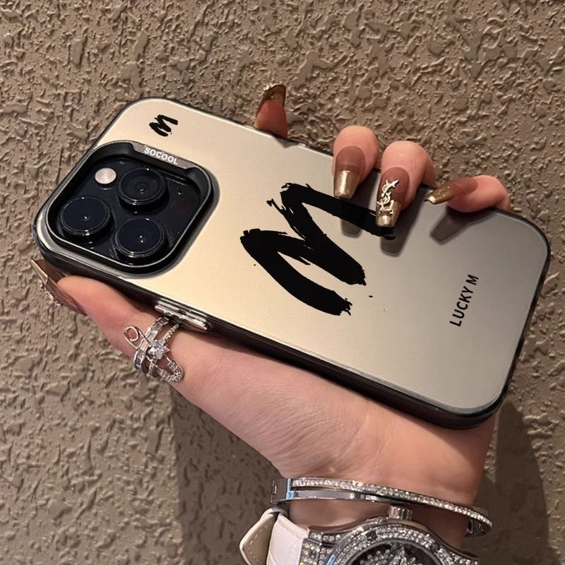 A letter printed mobile phone protective case