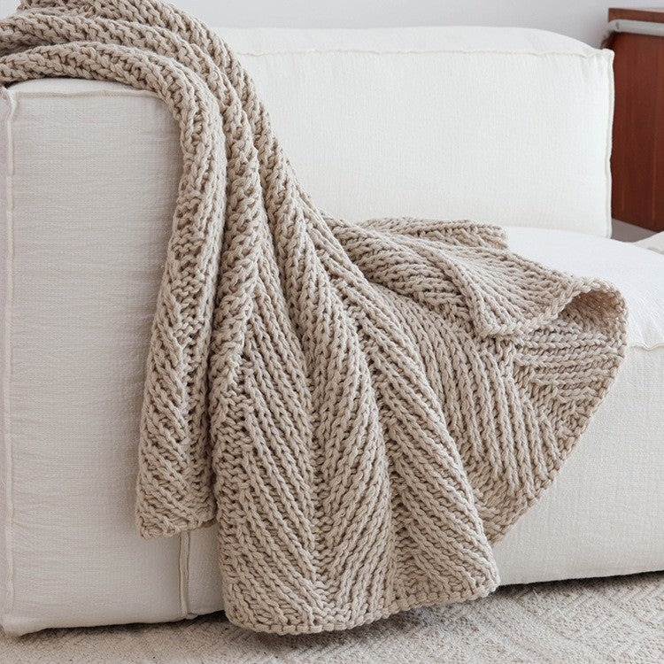A Thick thread knitted blanket