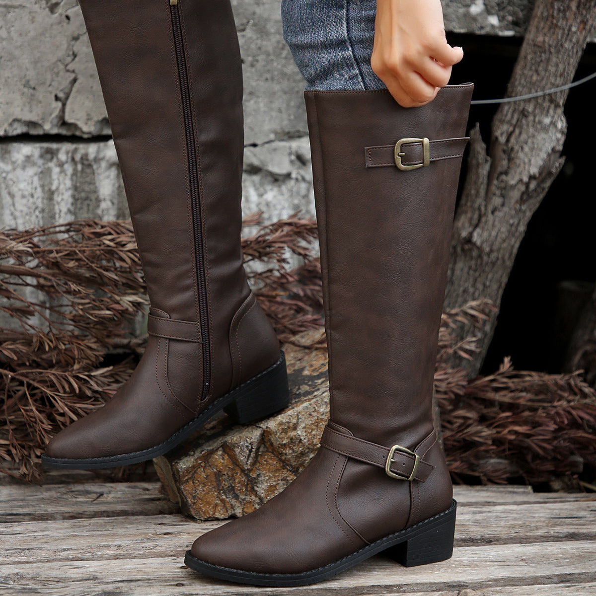 A Ladies' Shoes