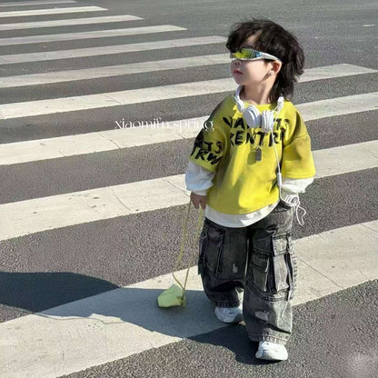 A Children's and teenagers' suit