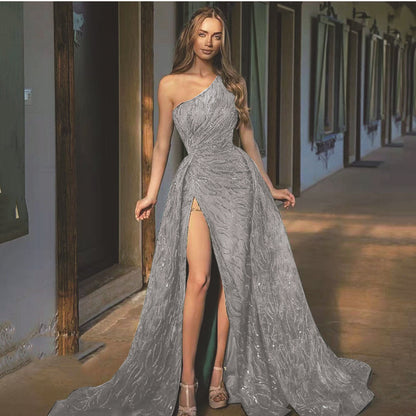 A Spring and summer new split dress dress sequined suspender evening dress