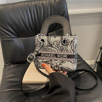 A new children's bag fashionable versatile diamond small bag - Mixbatch