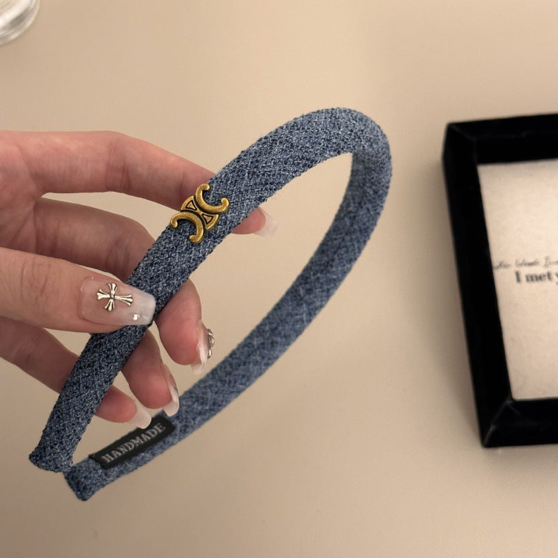 A Xiaoxiangfeng senior sense headband Internet celebrity Douyin popular headband light luxury style celebrity girl sense headgear hair accessories wholesale