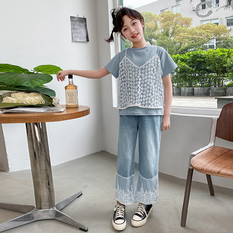 A girls summer suit, new children's foreign style lace short-sleeved top, older children's fashionable jeans two-piece set
