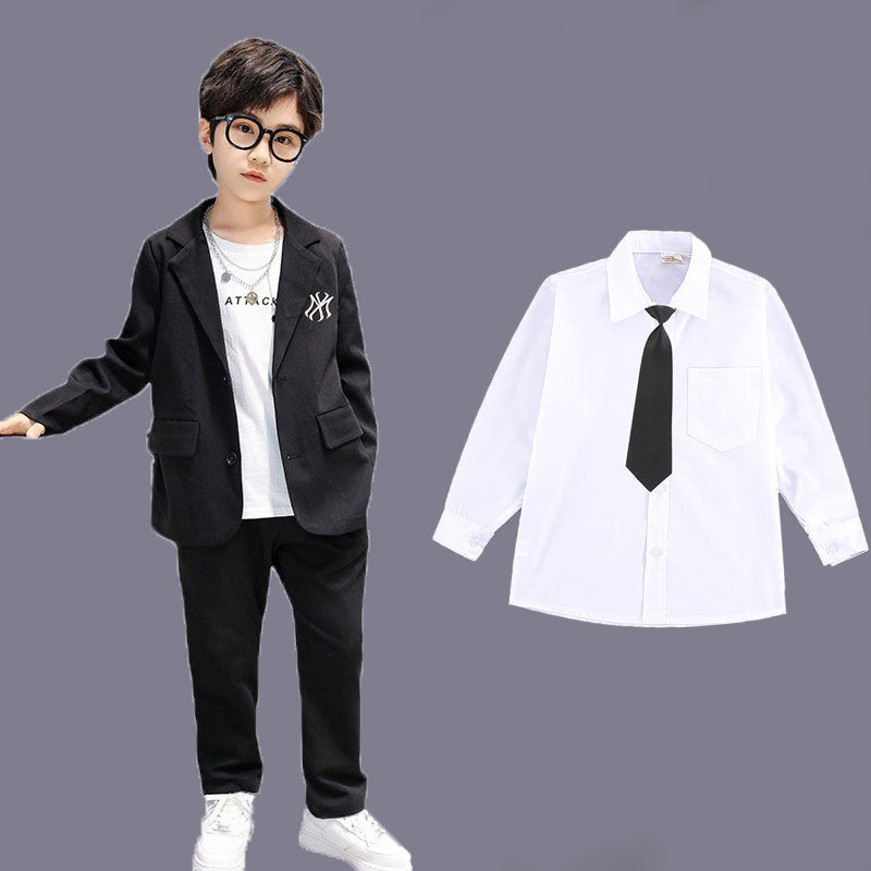 A Children's and teenagers' suit