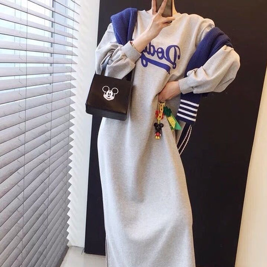 A letter print sweater skirt