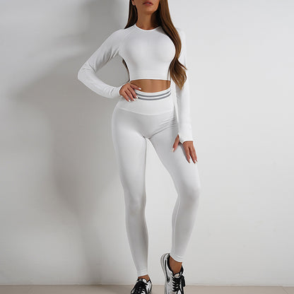 A Seamless knitted slim fit hip lift moisture wicking sports fitness clothes beautiful back fitness bra yoga clothes set