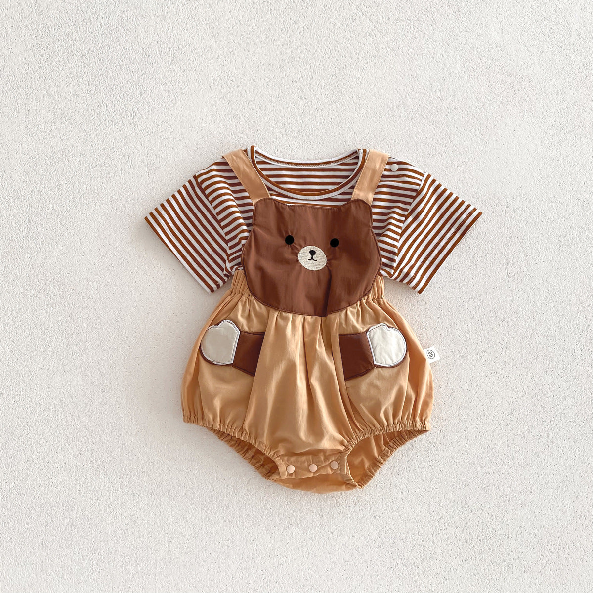 A 2024 summer new baby onesie for boys and girls cute bear strap bag fart shirt short sleeve t-shirt set - Mixbatch