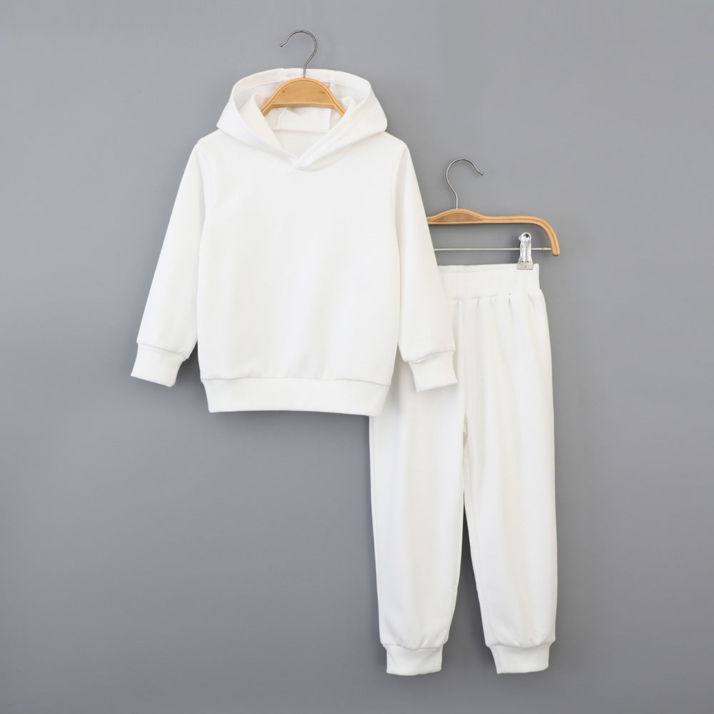 A children's long-sleeved trousers set