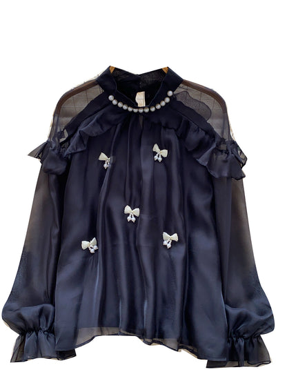 A long-sleeved top