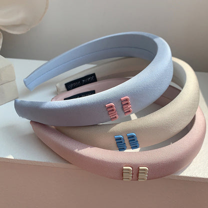 A Macaron color alphabet headband, satin high cranial top, small fresh headband, face wash, pressure hair clip, hair accessories, head accessories