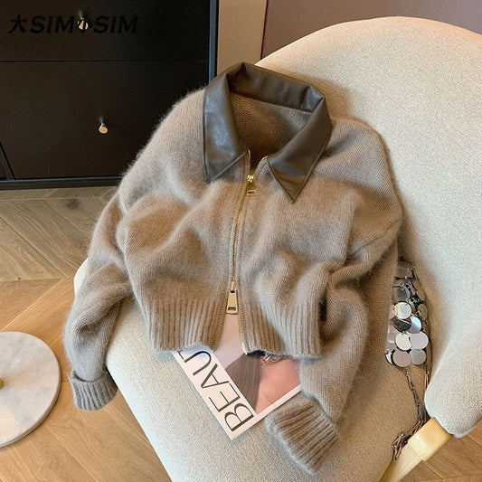 A short sweater jacket