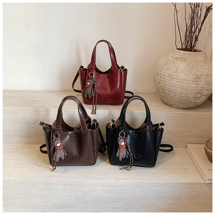 A handbag shoulder bag