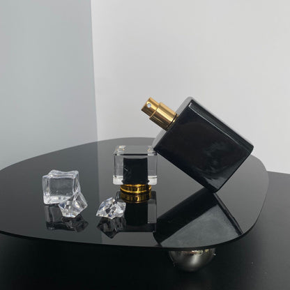 A 50ML perfume sub-bottling glass bottle empty bottle