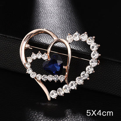 A Korean new fashion high-end brooch women's rhinestone silk scarf buckle anti-light buckle crystal brooch pin pearl jewelry
