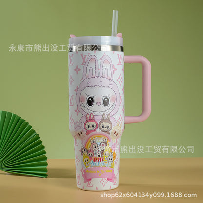 A 304 stainless steel straw cup