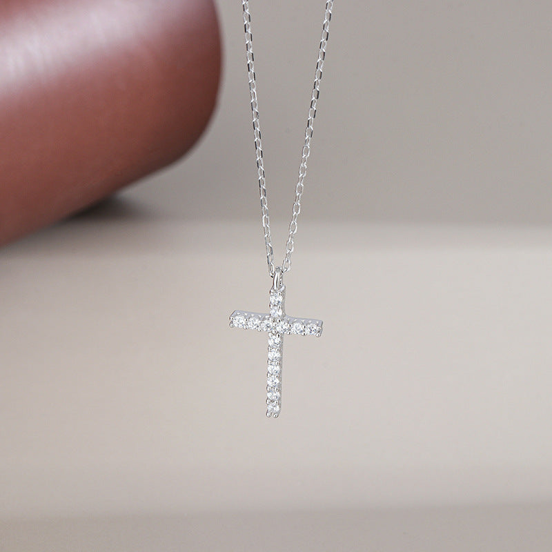 A S925 Sterling Silver Cross Necklace