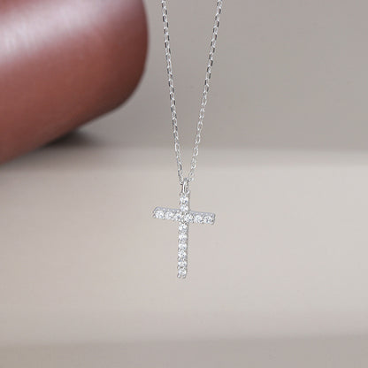 A S925 Sterling Silver Cross Necklace