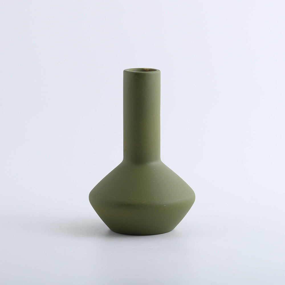 A ceramic vase decorative ornament