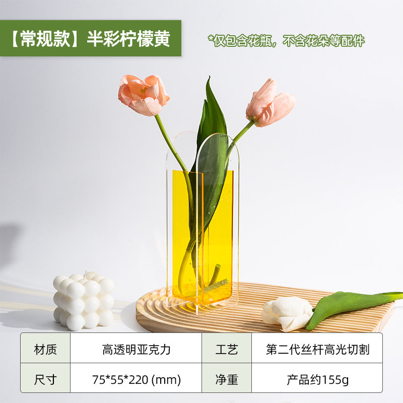 A acrylic vase ornament