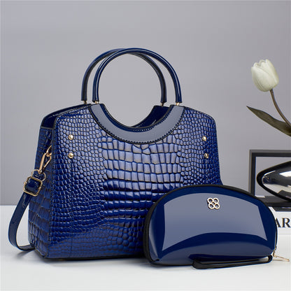 A stylish alligator pattern large capacity handbag