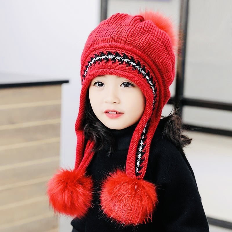 A children's winter hat