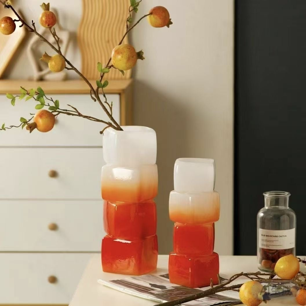 A glass advanced sense medieval creative geometric dining table decoration living room flower arrangement glass ornament