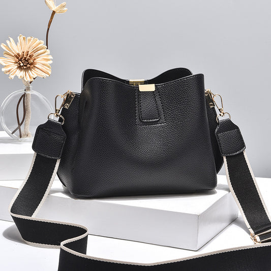 A bucket bag, bag, women's bag, new messenger bag, fashionable shoulder bag, large capacity, versatile and trendy - Mixbatch