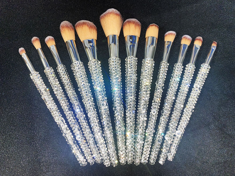 A 12 pcs full of diamond makeup brushes professional face and eye beauty kit, full of diamond Blingbling beauty - Mixbatch
