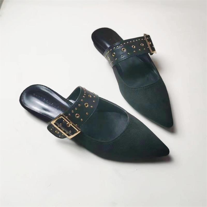 A women's temperament pointed slippers summer sandals