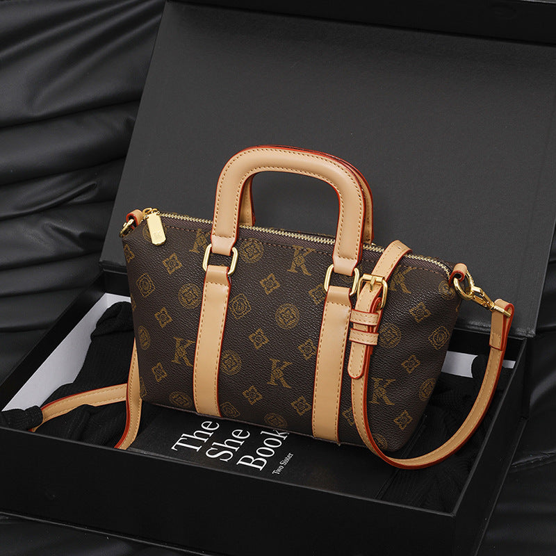 A new Korean version temperament high sense vegetable basket retro fashion presbyopia shoulder messenger bag