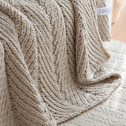 A Thick thread knitted blanket