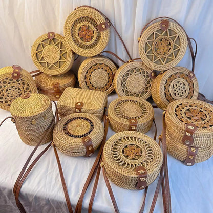 A rattan bag ins diagonal span mini bag Mori basket retro literary woven round bag vacation bucket bag leather buckle bag