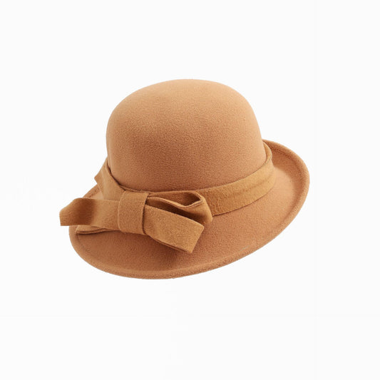 A lady's hat