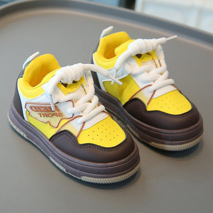 A children's sports shoes