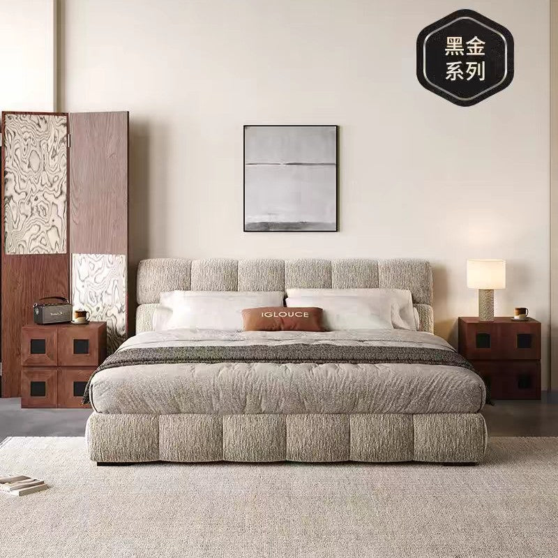 A puff bed cream retro style master bedroom light luxury high-grade chenille cloth bed Italian minimalist soft bag storage bed