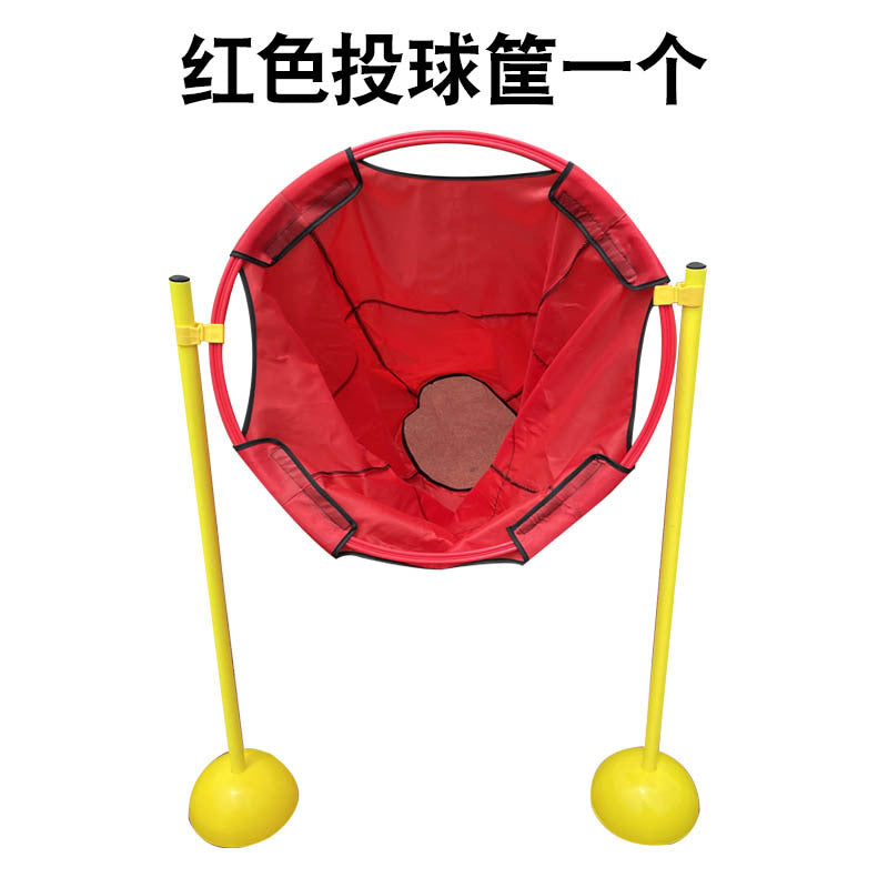 A pitching/throwing training equipment for students