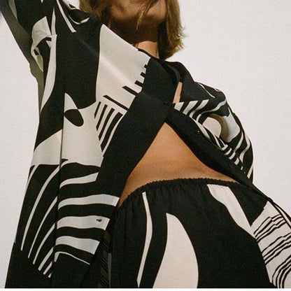 A Spring new trend fashion print suit long cardigan straight pants two-piece set